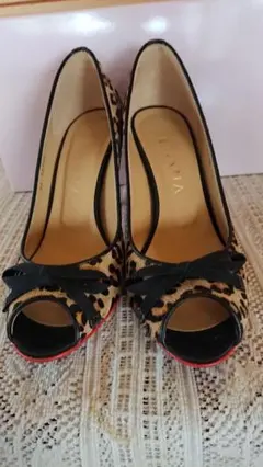 【 レオパードです】DIANAオープントゥハイヒール