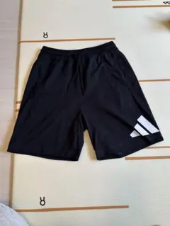 メンズ adidas ハーフパンツ