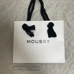 美品 MOUSSY ショップ袋 ホワイト タッセル付き 白 ショッパー