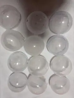 ガチャガチャ　空カプセル　6個