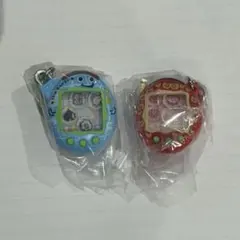 たまごっち シャカシャカチャームコレクション３赤いシリーズ&ふぁみたまワールド