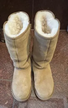 UGG アグ ムートンブーツ バックリボン 23cm ベージュのサムネイル