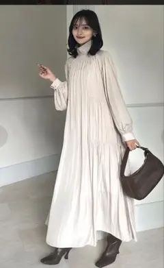 ánuans カットジャガードニュアンスプリントワンピース - メルカリ