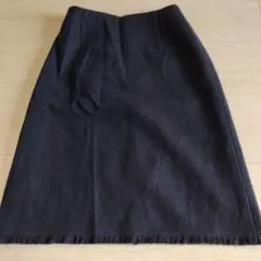 LANVIN 日本製とっても素敵なダークネイビー スカートフリンジ仕上げ36のサムネイル