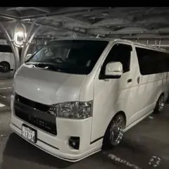 ハイエース 4型以降 ルナインターナショナル フェガーリ ハーフエアロ