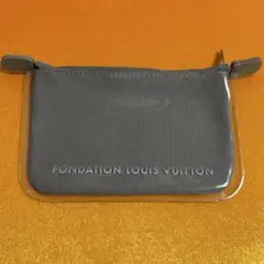 フォンダシオン　ルイヴィトン　美術館限定ポーチ　グレー