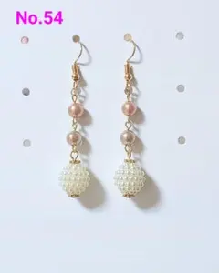No.54フックピアス(パールボール・ホワイト)イヤリングやアレルギー対応変更可
