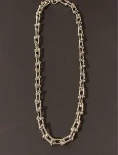 ハードウェア ネックレス