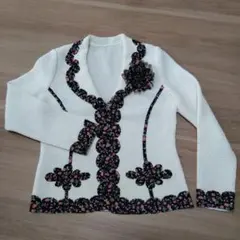 Item thumbnail for item e9b83ac1-6f8e-45a6-abb9-84fbb932ff3d