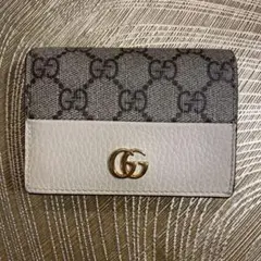 GUCCI GGスプリーム 二つ折り財布 ホワイトのサムネイル
