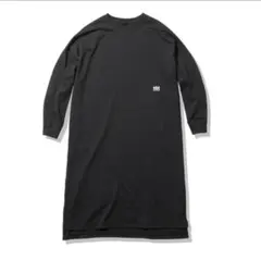 ＊美品＊HELLY HANSEN　ワンポイント長袖ワンピース