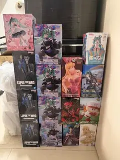初音ミク&ルパン&リゼロ等人気美少女アニメプライズフィギュア15体セットのサムネイル