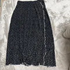 しまむら　こまちさん　ロングプリーツナロースカート　4L ブラックドット柄