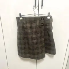 チェックスカート