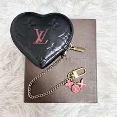 Louis Vuitton ハート型チャーム 　お箱、保存袋付き ハート Louis Vuitton(ルイヴィトン) 財布・小物(レディース