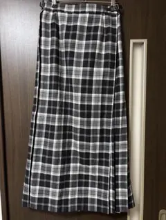 チェック柄プリーツロングスカート