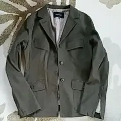 カーキ ブルゾン