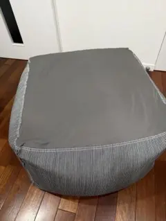 ビーズクッション グレー ストライプ