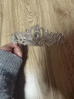 シルバークリスタルティアラ