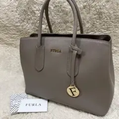 極美品✨FURLA フルラ　テッサ　ハンドバッグ　レザー　グレー