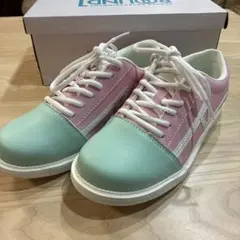 Item thumbnail for item 6f2a11e7-d816-43ae-86c1-999bc0ffc6b5