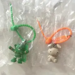クレヨンしんちゃん カラフルマルチチャーム2 ネネちゃんうさぎ・カンタムロボ