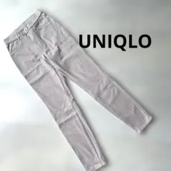 UNIQLO グレー スキニーパンツ ボタン付き