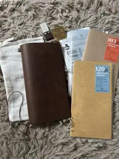 トラベラーズノート　レギュラーサイズ