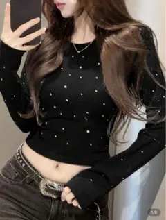 新品未使用スパンコール付きブラック長袖トップス