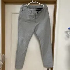 グレー スウェットパンツ スリムフィット