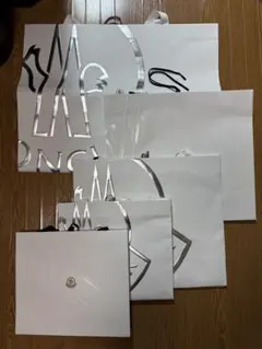 MONCLERショップ袋大・中・小のサムネイル