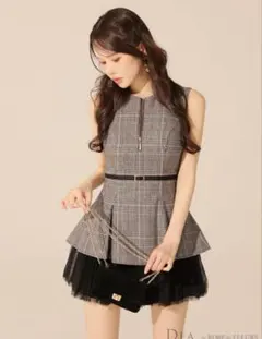 DEA. ディア バイ ローブドフルール チェックノースリーブベルトデザイン