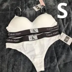 Item thumbnail for item 785fd38b-ab59-494c-b386-00c203be55ca