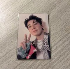 seventeen ウォヌ 北京 yzy ポップアップ トレカ