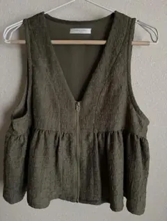 【美品】chocol raffineジャガードペプラムZipベスト