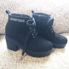 美品　LOVETOXIC ブラックブーツ