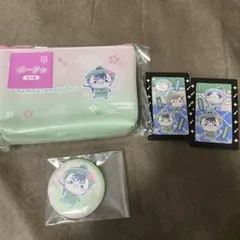 忍たま　フリューくじ　桜もちぴこ　ポーチ　缶バッジ　食満留三郎