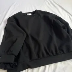 Helm しまむら　フリルトレーナー黒