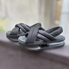 Nike エアマックス　アイラ　ブラック