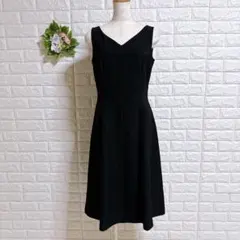 a2172美品コムサ ノースリーブワンピースAライン黒11上品 美シルエットのサムネイル