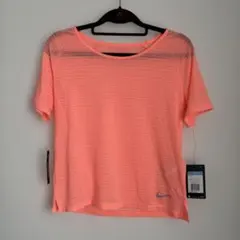 新品タグ付き　NIKEウェアー　Ｍサイズ