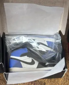 スニーカーガチャ