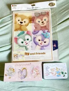 ダッフィーとフレンズ クリアファイルセット　オマケ付き(缶ケース、箱など)
