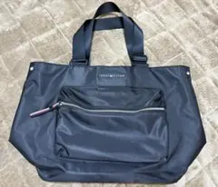 TOMMY HILFIGER ブラックトートバッグ