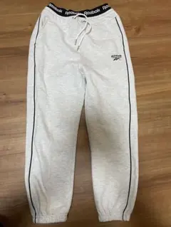 Reebok スウェット　150サイズ