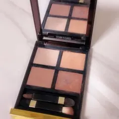 TOM FORD アイ カラー クォード 31 スール サーブルのサムネイル