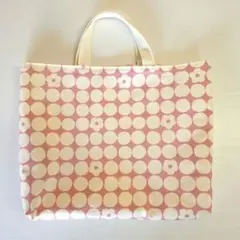 水玉模様、花、蝶々 ピンク色手提げバッグ 絵本バック レッスンバック