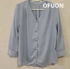 OFUON オフオン　ライトブルー Vネック 長袖ブラウスのサムネイル