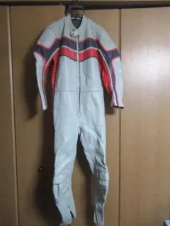 KT 1427 レーシングスーツ 革つなぎ - メルカリ
