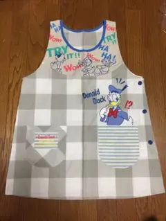 ドナルド、エプロン、保育士